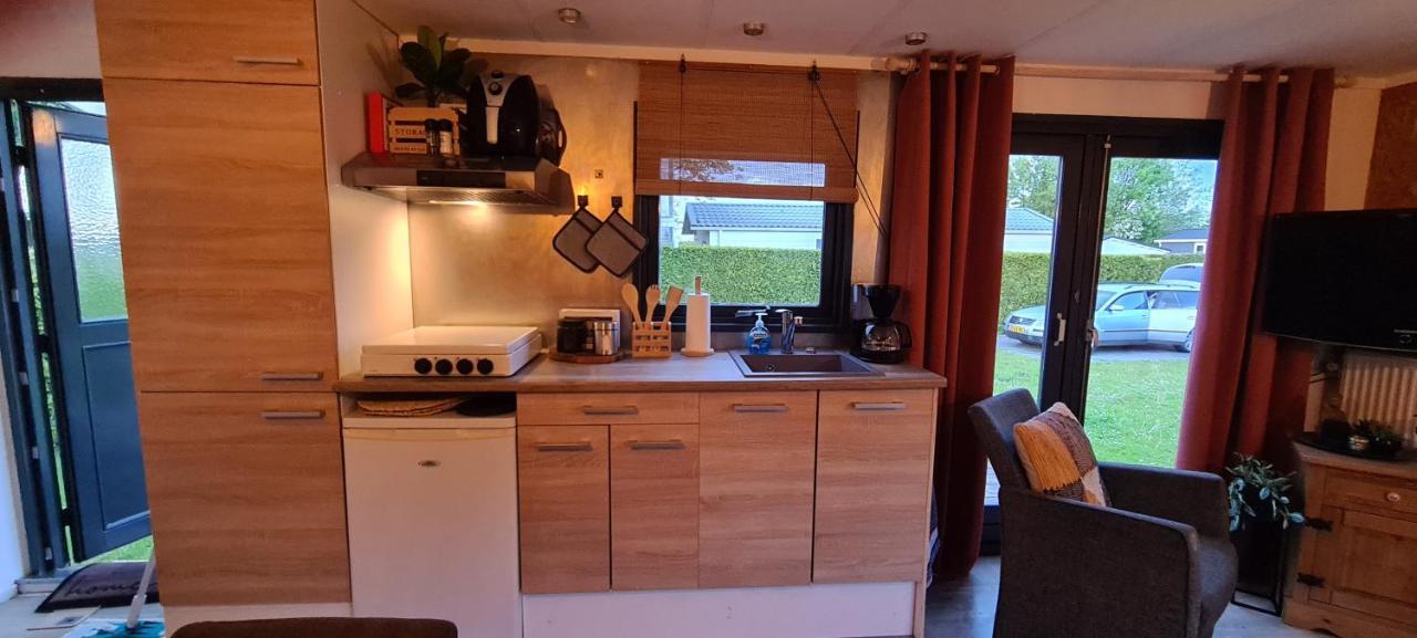 Gezellige Chalet Met Grote Privetuin. Dronrijp Buitenkant foto